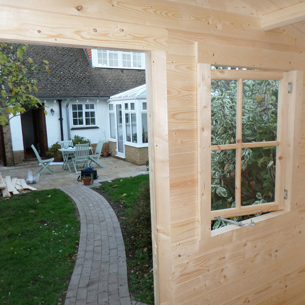 Shire Avesbury 10x10 Log Cabin 19mm interlock  Cladding - Best Shed