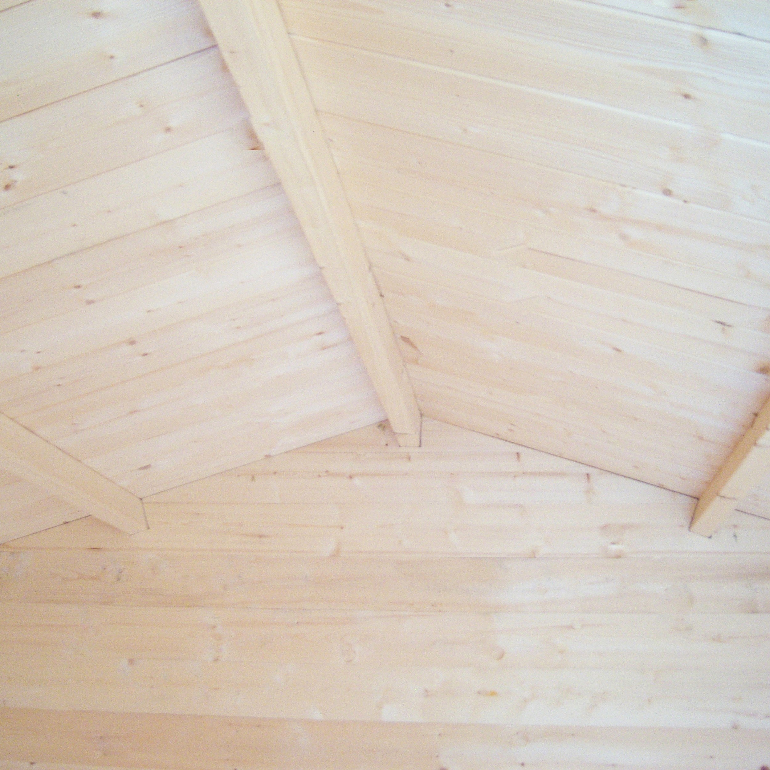 Shire Peckover 8x8 Log Cabin 19mm interlock  Cladding - Best Shed