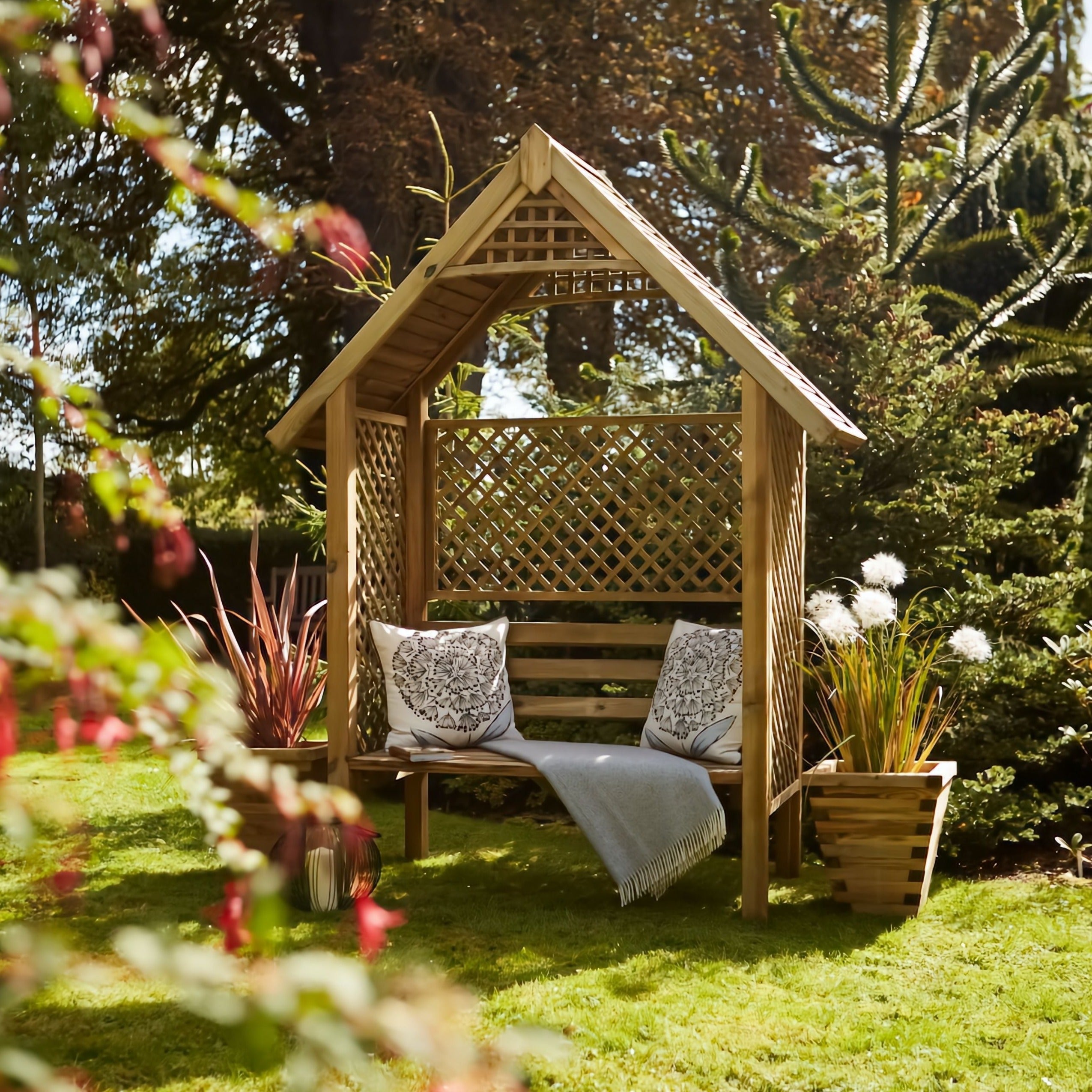 Valencia Arbour Garden seat with decorative Trellis - Best Shed